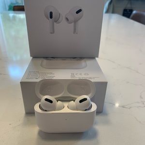Brand New Apple AirPod Pros With noise cancellation